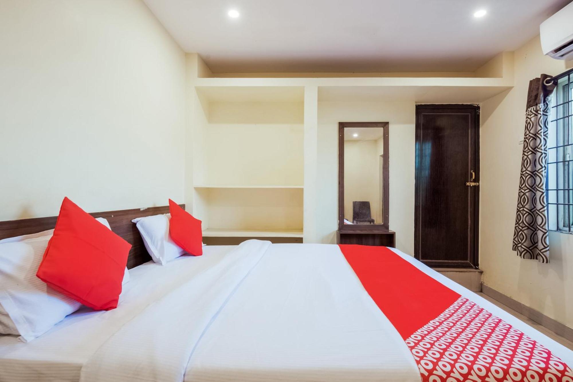 Hotel O Anu Grand فيساخاباتنام المظهر الخارجي الصورة