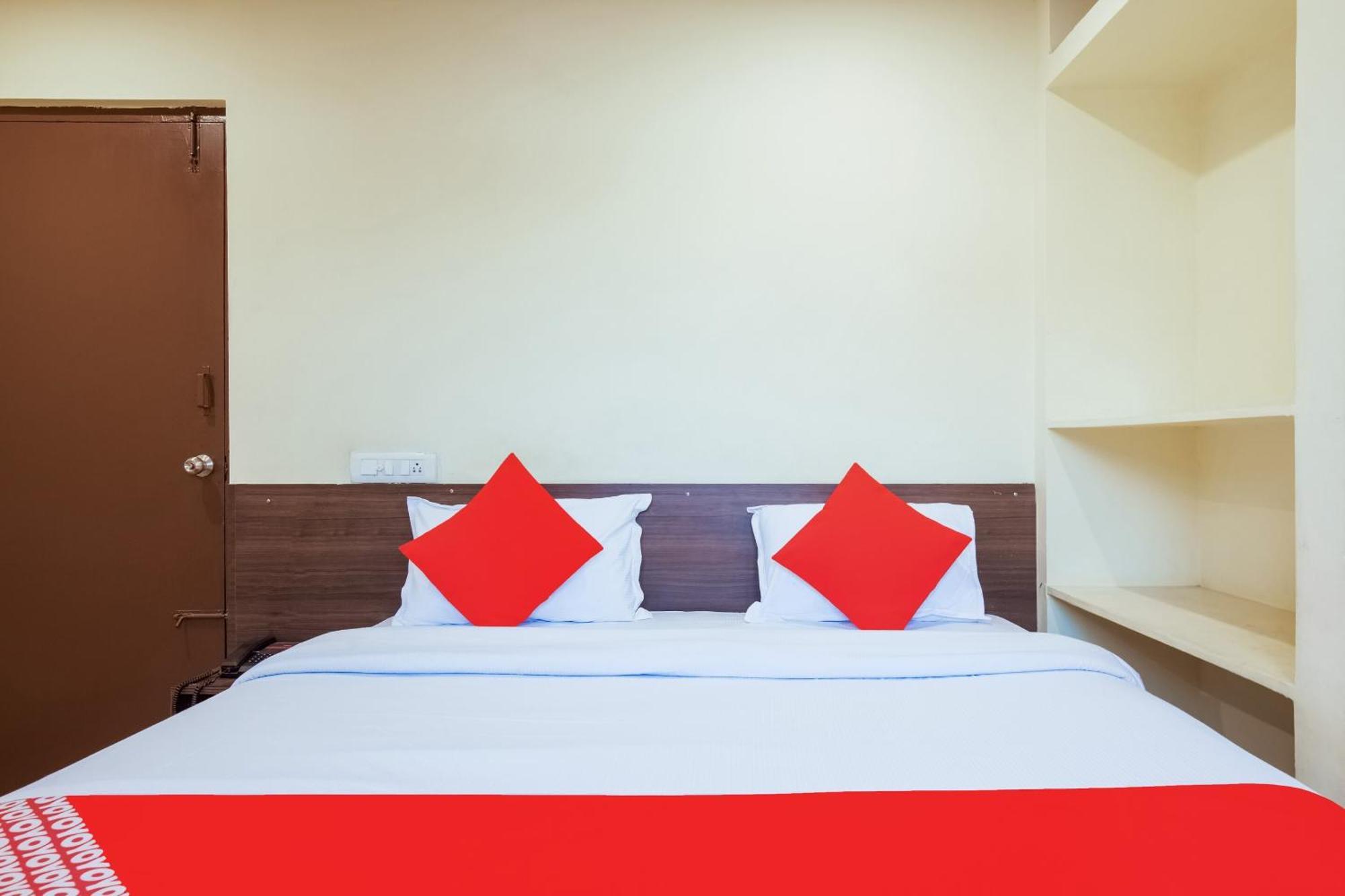 Hotel O Anu Grand فيساخاباتنام المظهر الخارجي الصورة
