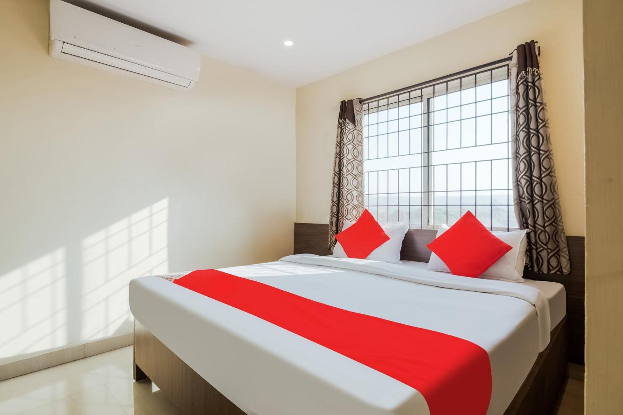 Hotel O Anu Grand فيساخاباتنام المظهر الخارجي الصورة