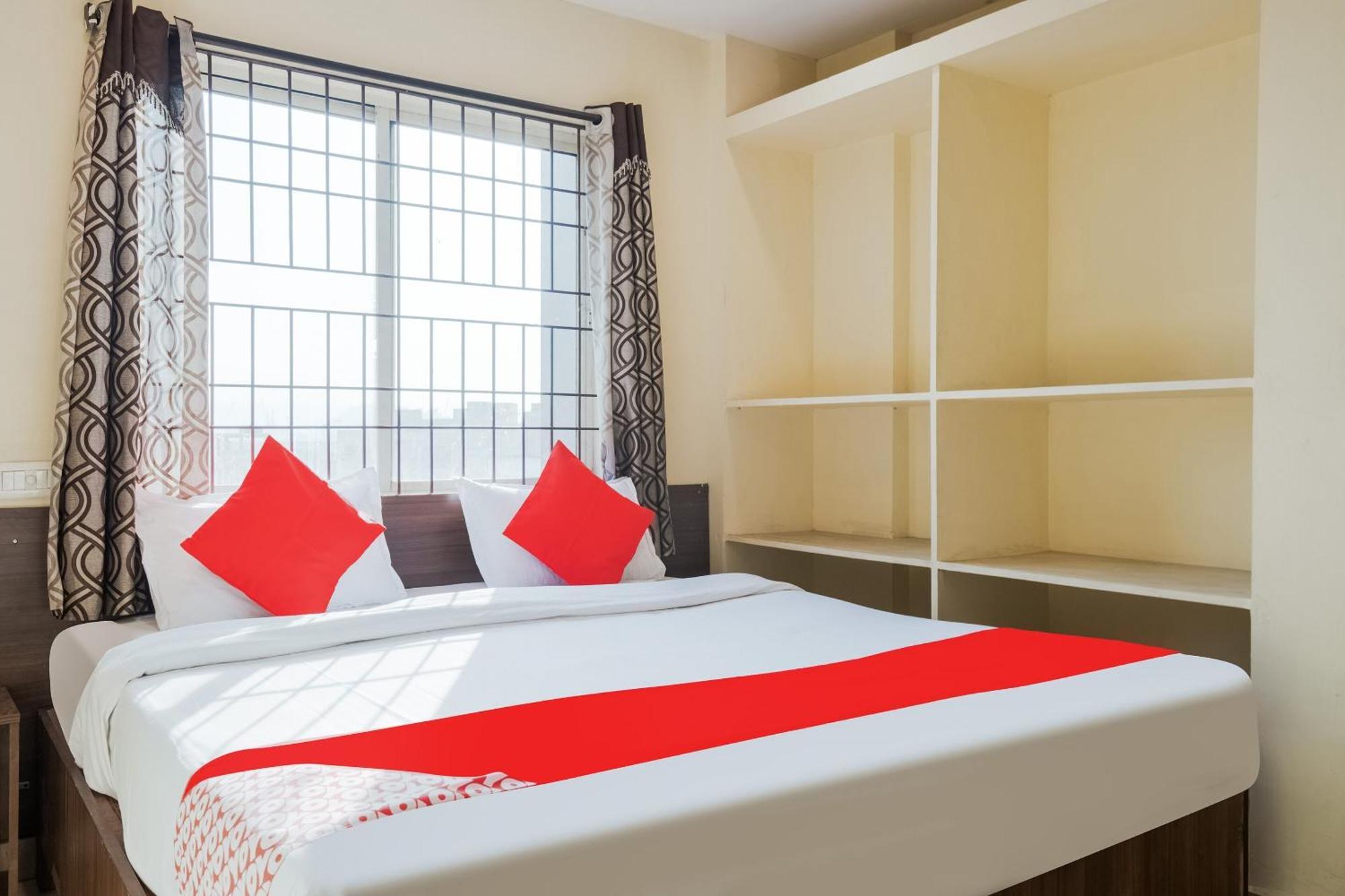 Hotel O Anu Grand فيساخاباتنام المظهر الخارجي الصورة