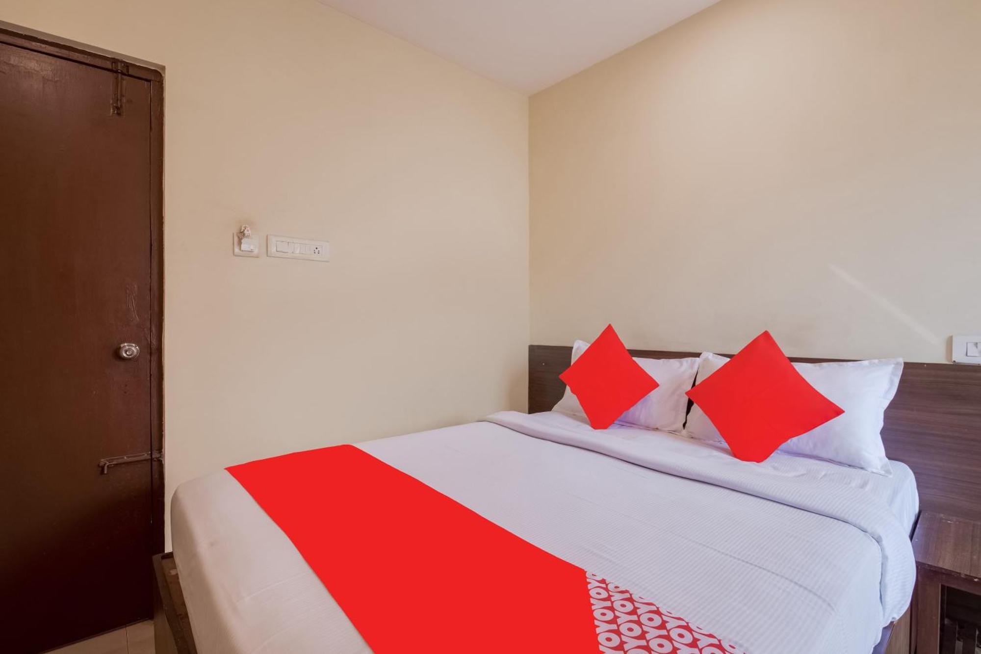 Hotel O Anu Grand فيساخاباتنام المظهر الخارجي الصورة